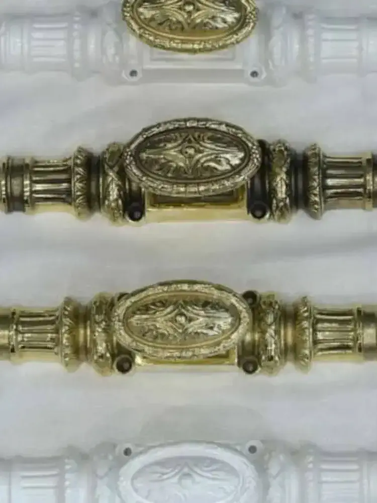 cremone sur mesure laiton vieilli